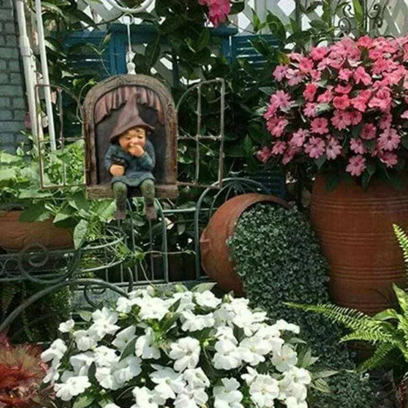 2026 Naughty Garden Statue Elf - Home Bargains 리뷰 및 가격